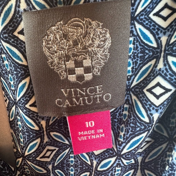 VINCE CAMUTO
Dress With Novelty Sleeves In Blue - Picture 3 of 3